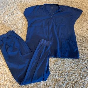 Jaanuu scrub set
